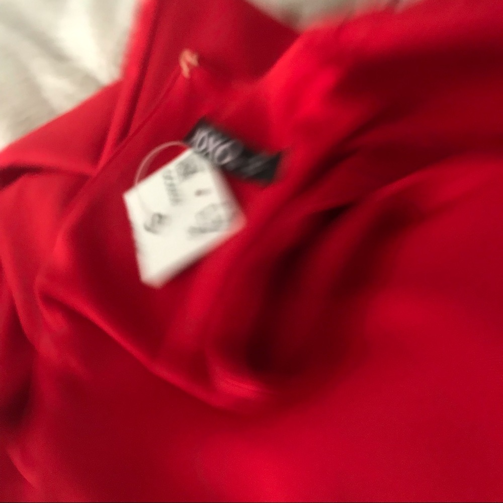 Bright red stretchy jumper Small new  XOXO - Picture 6 of 11